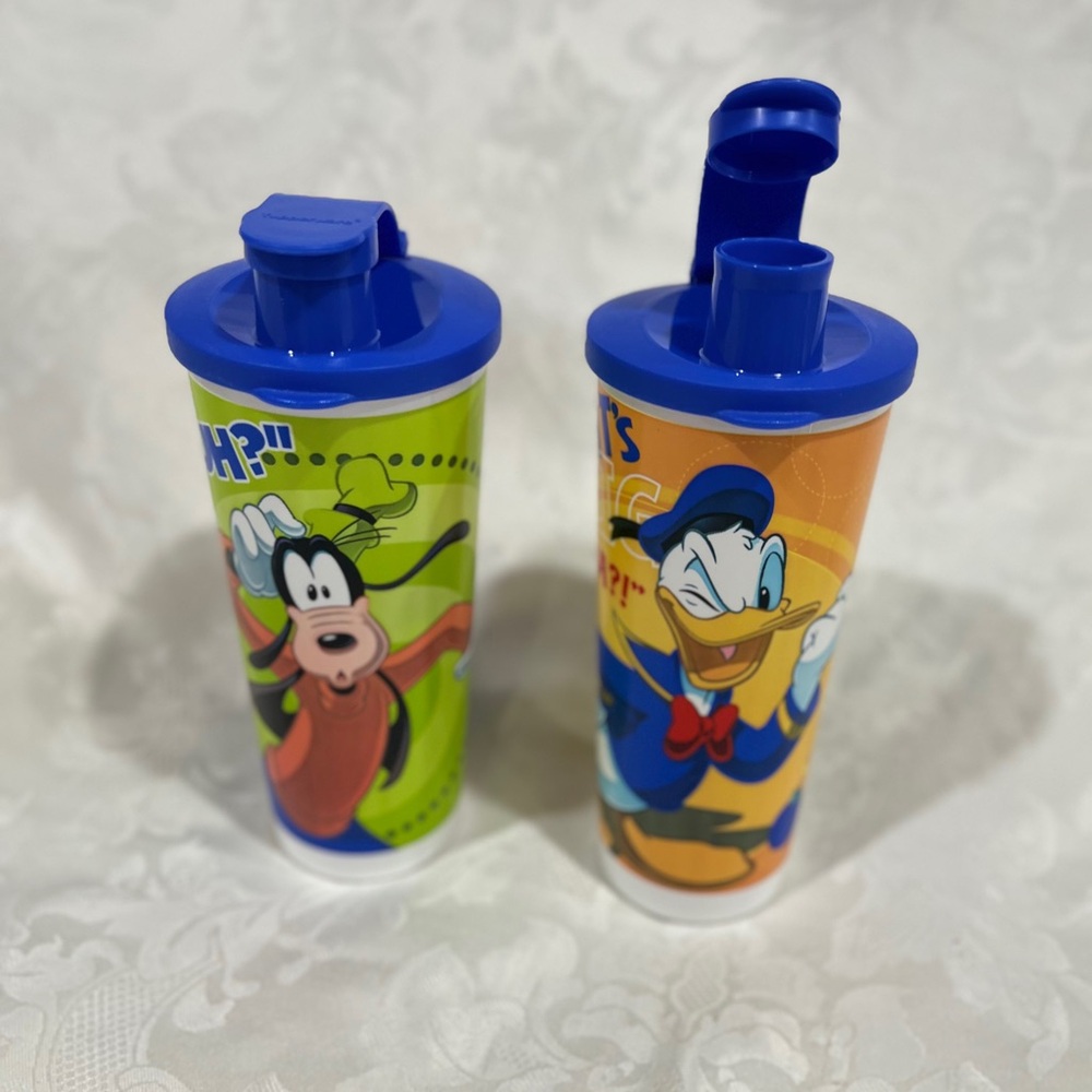 NWOT Tupperware Disney Goofy & Donald Duck Tumblers w/ Flip-top Seals (LAST one)
